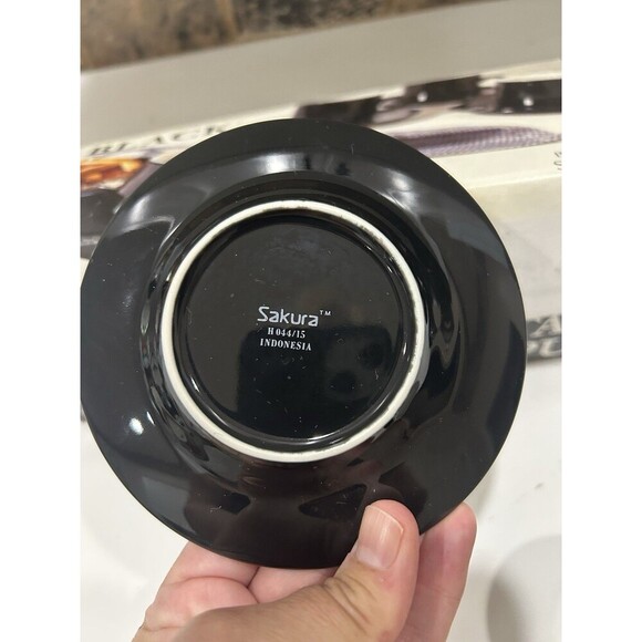 Sakura Set Of Four Black Espresso/Cappuccino Cups/Saucers New In Box - Picture 5 of 6